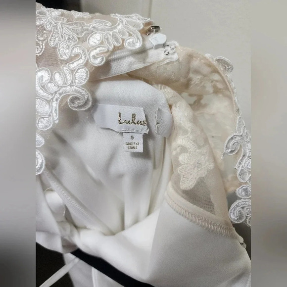 Lulu's Romantic Ways White Lace Button Back Maxi Dress S Wedding Bride Party - Picture 15 of 15